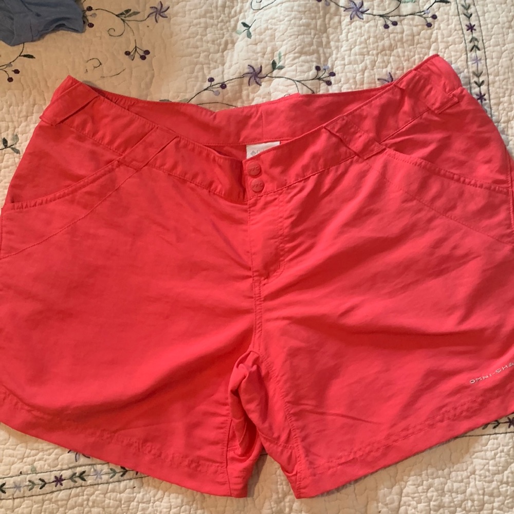 Columbia shorts